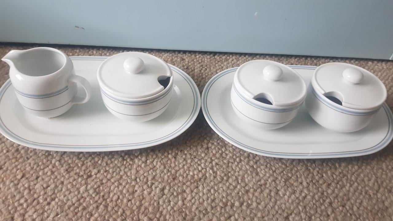 Divers servies van Mosa porselein
