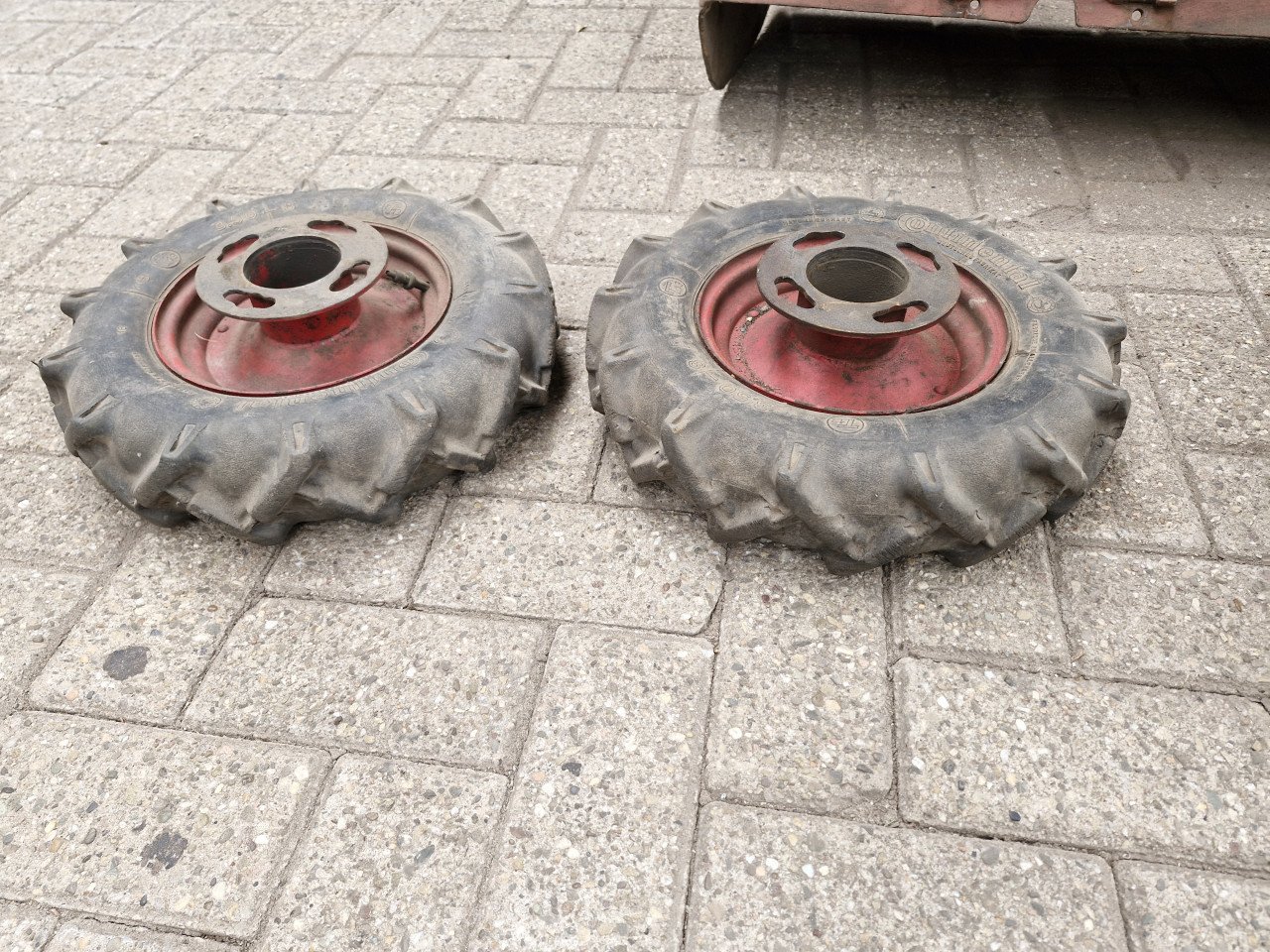 Agria banden met velg