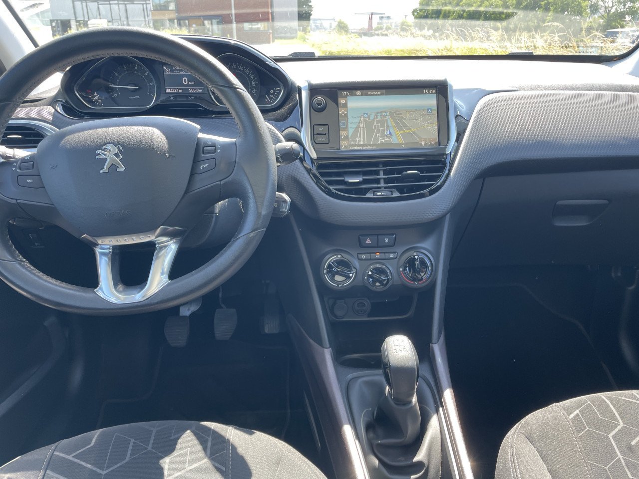 Peugeot 2008 1.2 puretech active 92000km