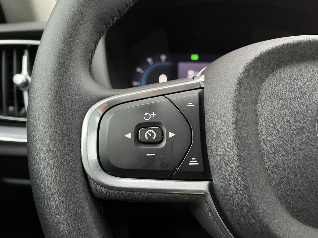 Volvo V60 2.0 b3 core aut. | auto pilot | carmera | stoel/stuurverw. | keyl