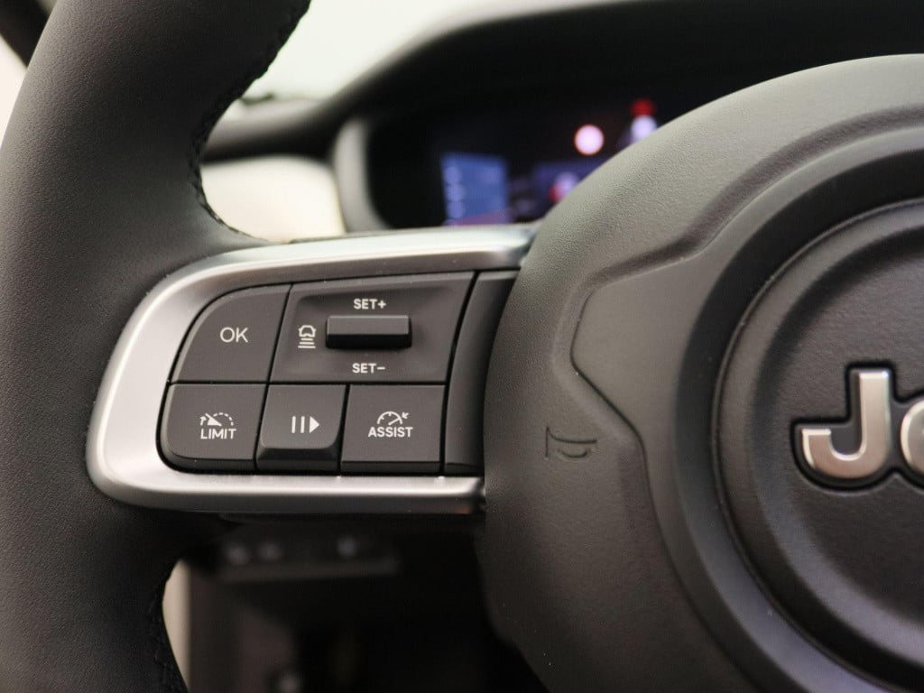 Jeep Avenger summit 54 kwh | warmtepomp | leder | schuifdak | stoelverwarmi