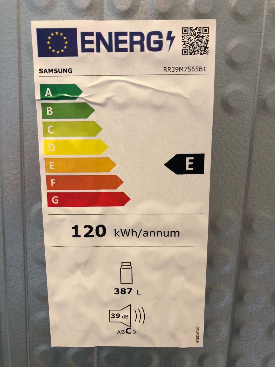 Koelkast vrijstaand 387 liter Samsung,als nieuw, moet weg ivm nieuwe keuken
