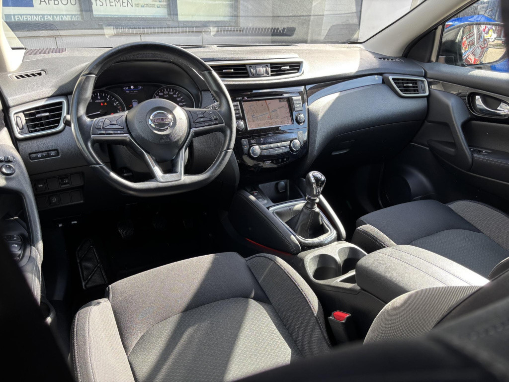 Nissan Qashqai 1.3 dig-t design edition | trekhaak | panoramadak | apple ca