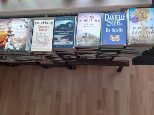 Boeken, grote partij.  circa 160 stuks