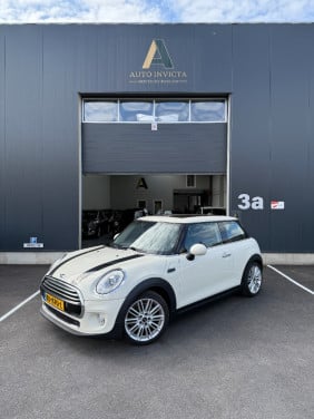 Mini Cooper 1.5 - chili - pano