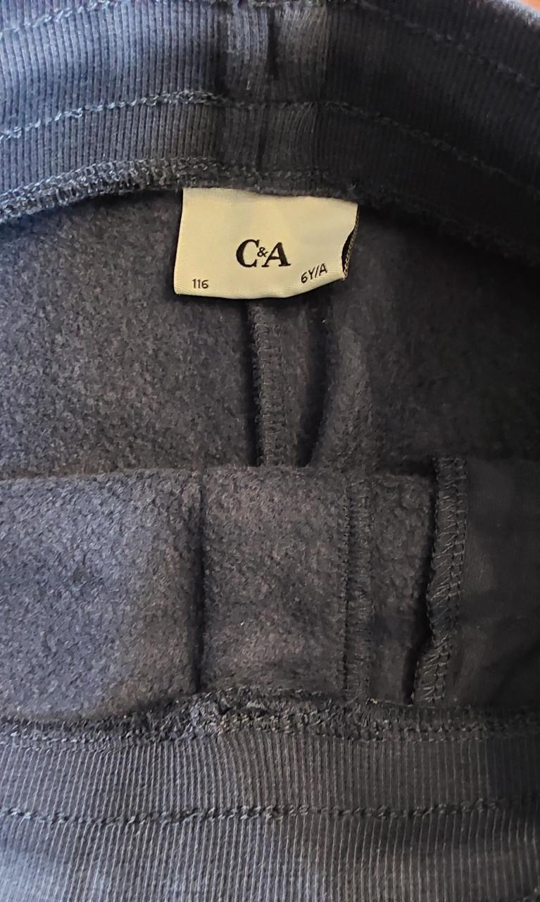 Joggingbroek van het merk C&A in maat 116