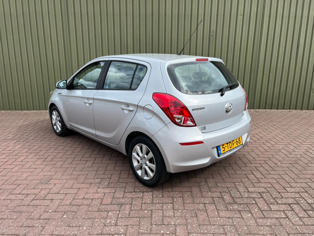 Hyundai I 20 1.2i i-deal