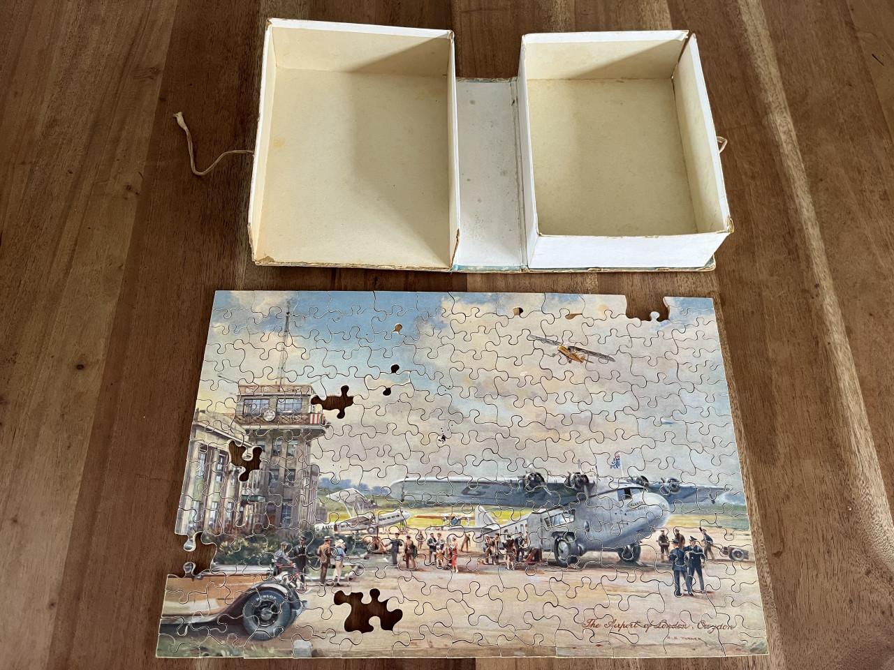 Dunlop vintage puzzel Croydon airport