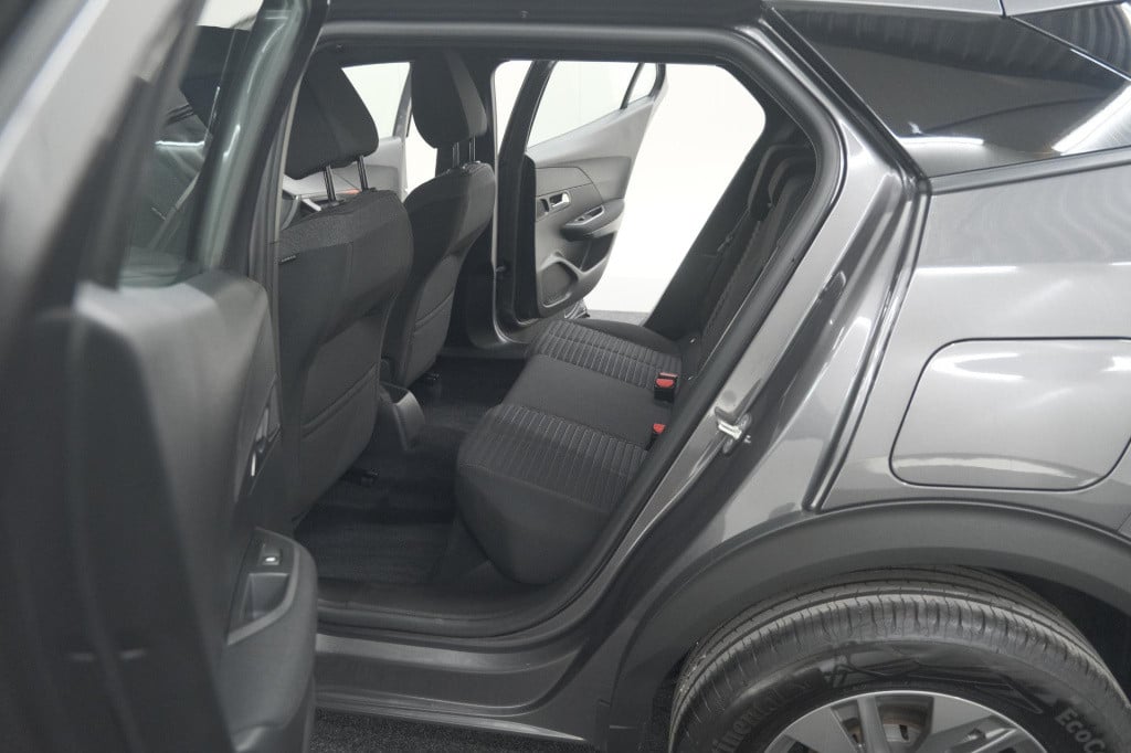 Peugeot 2008 puretech 130 active | camera | apple carplay | parkeersensoren