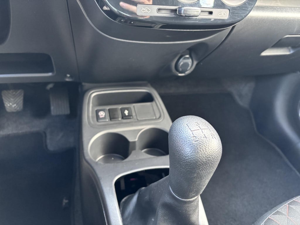 Mitsubishi Space Star 1.2 connect+ | apple carplay/android auto | aircondit