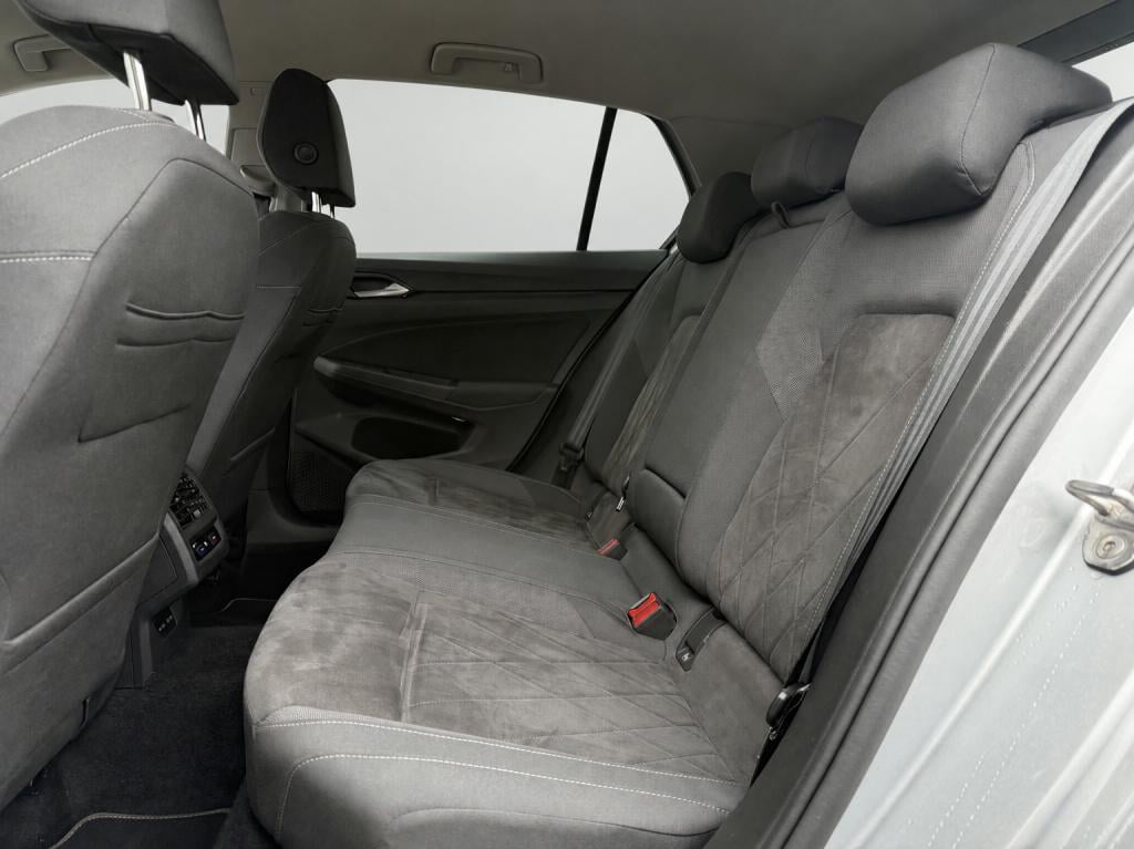 Volkswagen Golf 1.5 etsi style