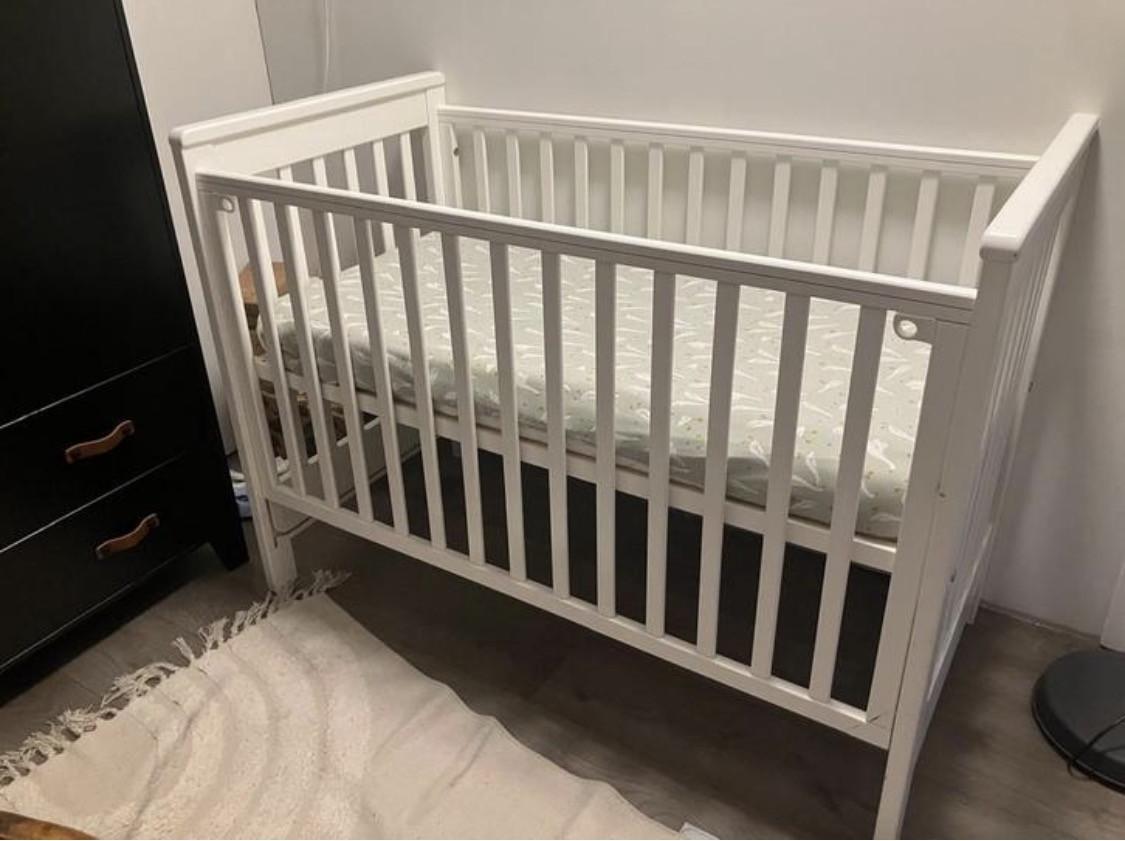 Ledikant/ co sleeper