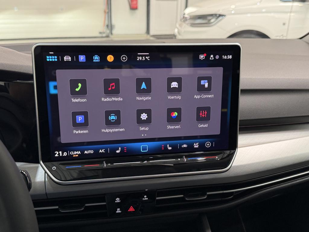 Volkswagen Golf variant 1.5 etsi 150pk dsg style | pano dak