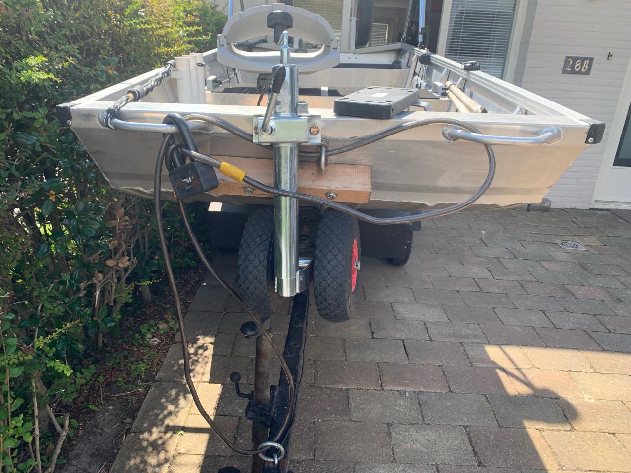 Qwest Aluminum Flatbottom Boat & Mercury Motor