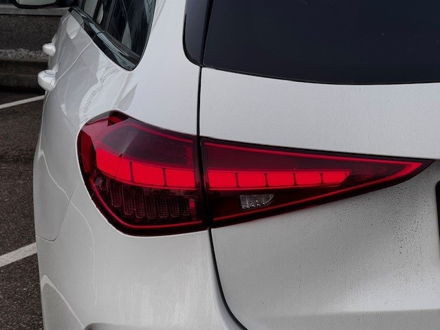 Mercedes-Benz C-Klasse 220 d estate amg | mbux l panoramadak l augmented re