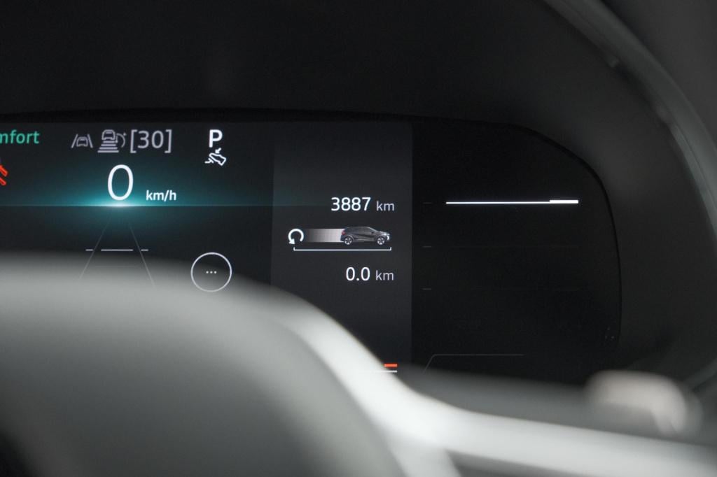 Renault Captur mild hybrid 160 edc techno | pack winter | camera | adaptiev