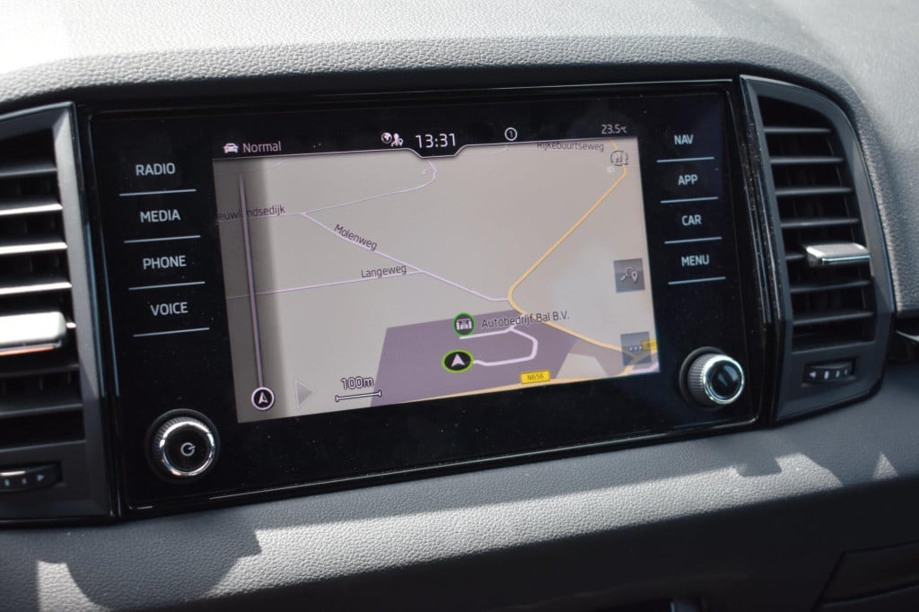 Skoda Karoq 1.5 tsi act sportline | nap | virtual cockpit | dealer onderhou