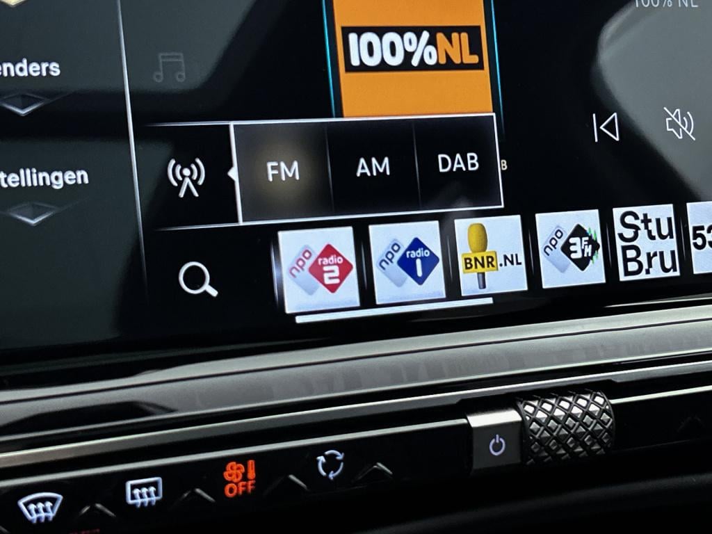 Ds Ds 7 e-tense 225 etoile | nappa zwart leder | focal hifi | wegklapbare t