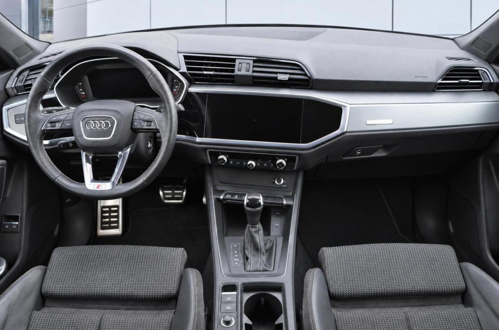 Audi Q3 sportback 45 tfsi e s edition 245pk s-tronic