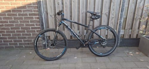 B TWIN rockrider 520