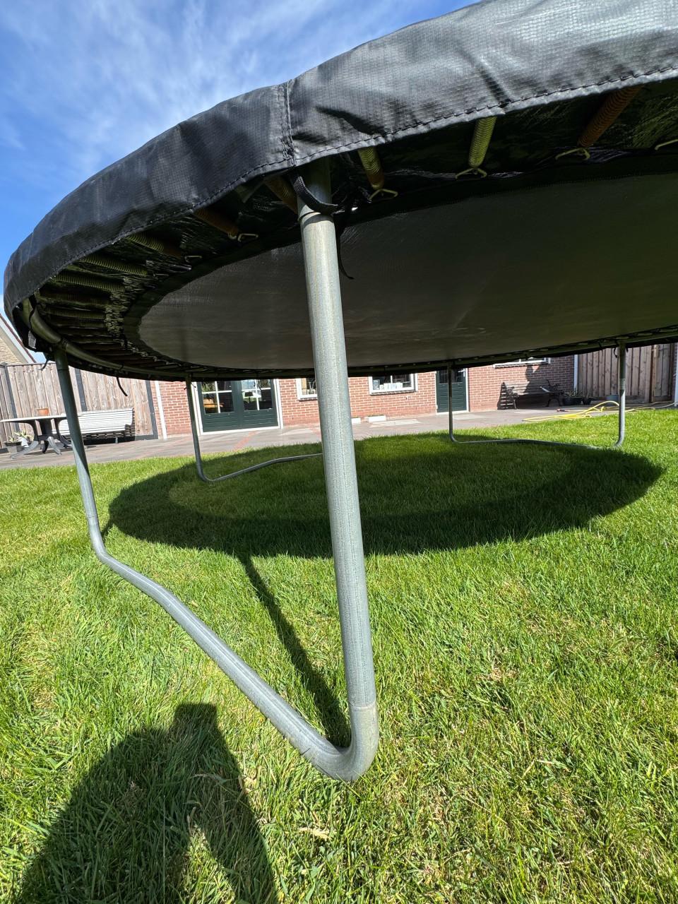 Trampoline, rond 366 groot