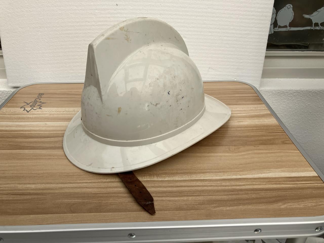 Oude brandweerhelm