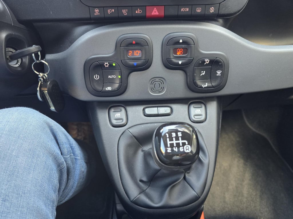 Fiat Panda 1.0 hybrid city life slechts 2895 km!!
