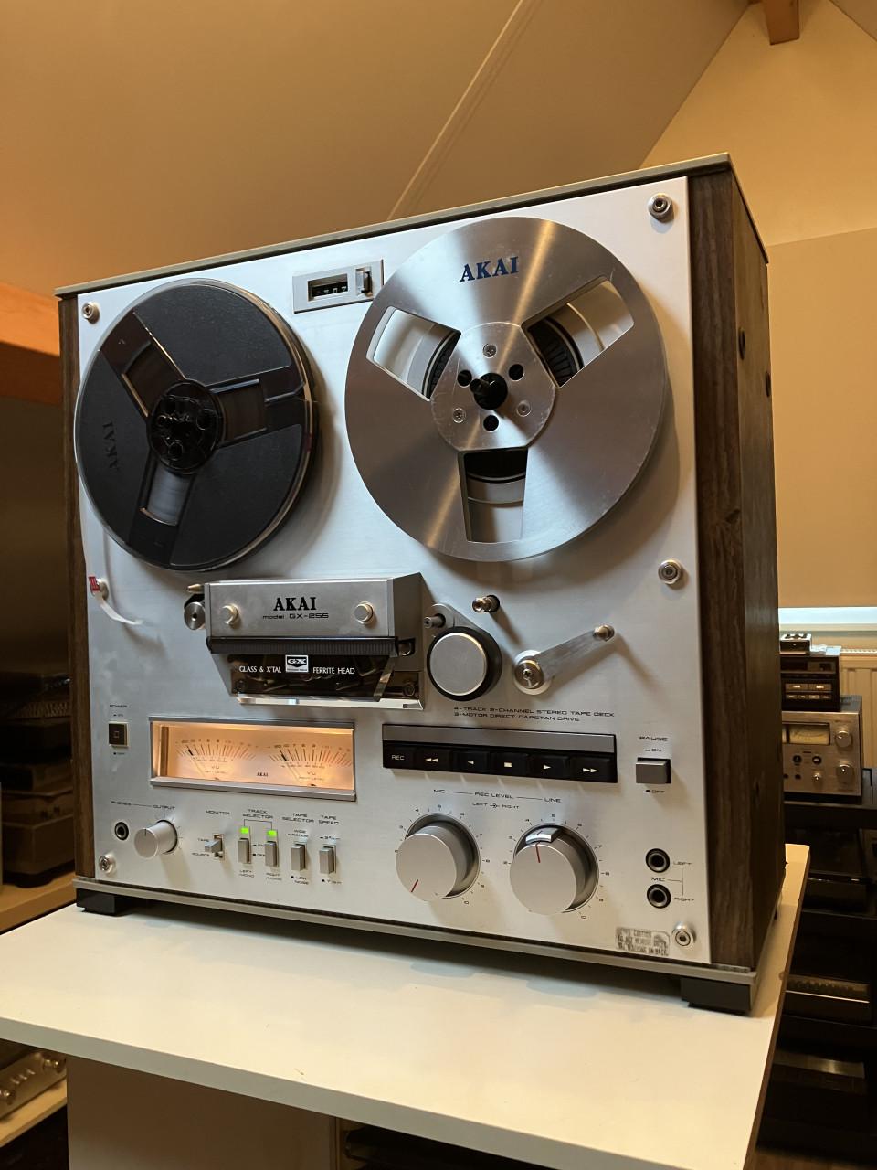 Akai GX-255 Direct Drive 3 motoren auto-reverse bandrecorder met garantie