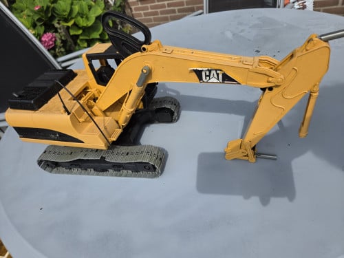 Bruder 1271/01 graafmachine CAT