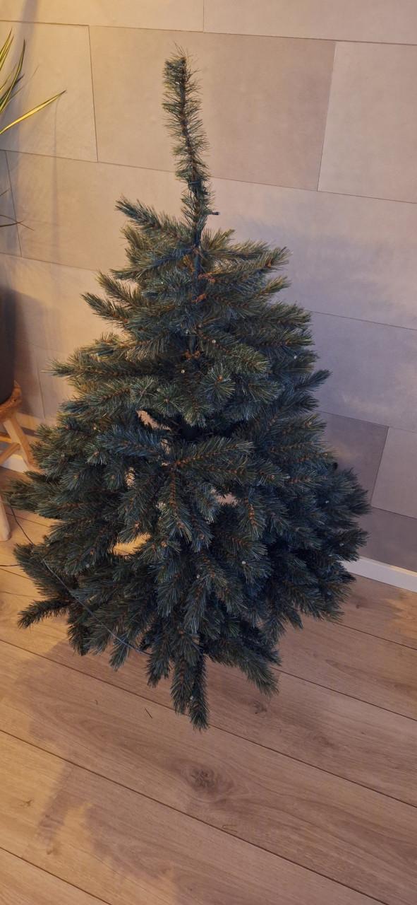 Kunst kerstboom 1m30 met ingebouwde ledlampjes