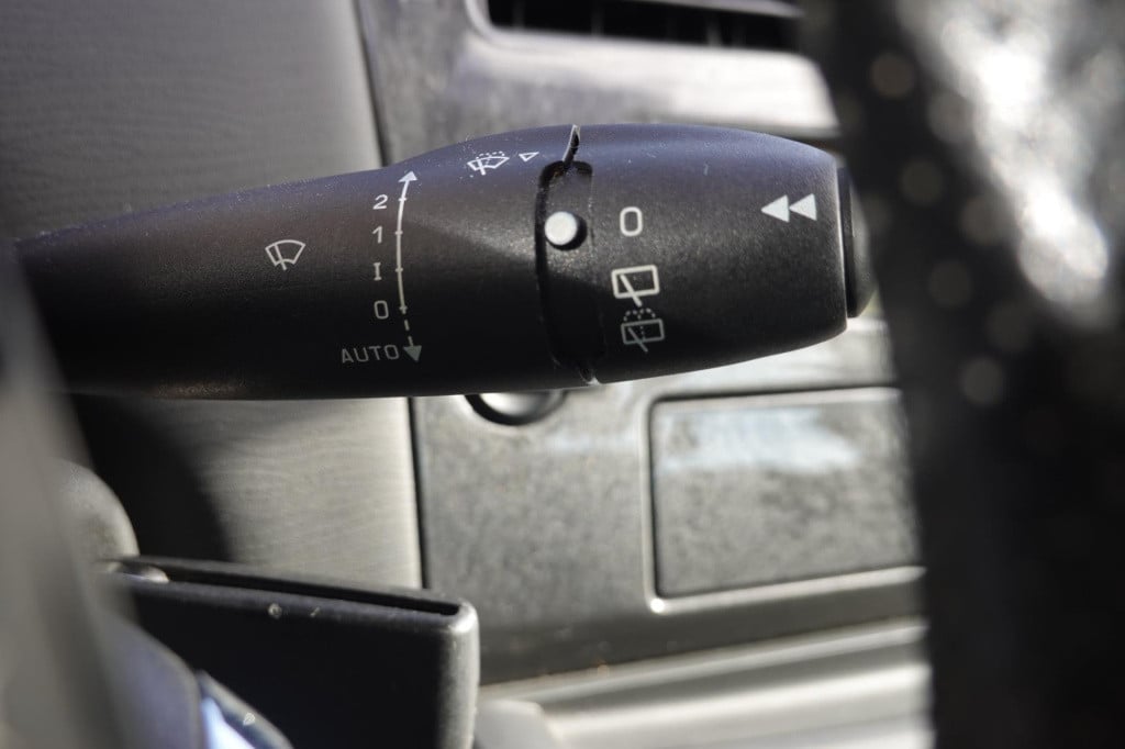 Citroen C4 2.0-16v exclusive 136-pk