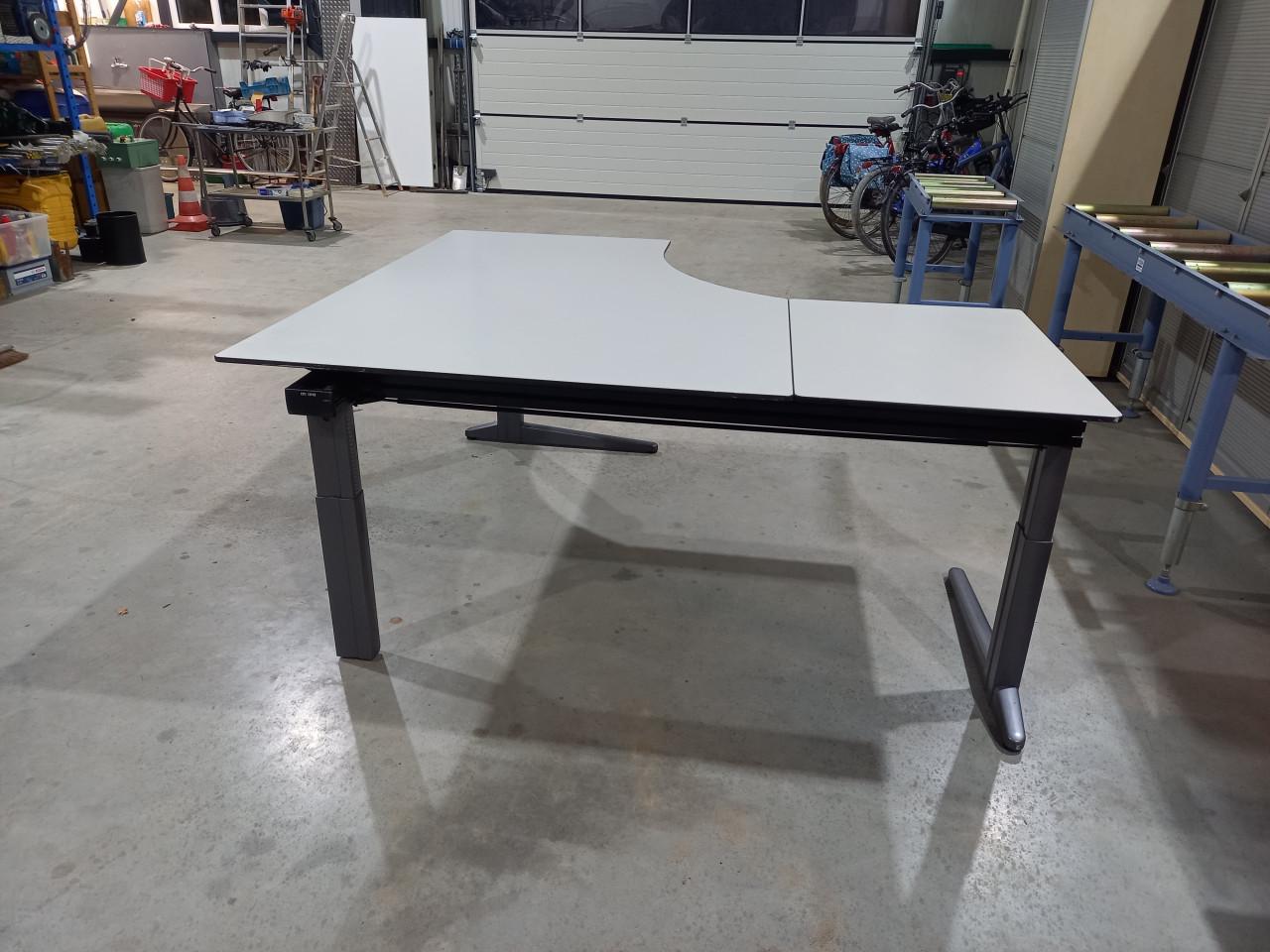 Buro hoekburo ahrend