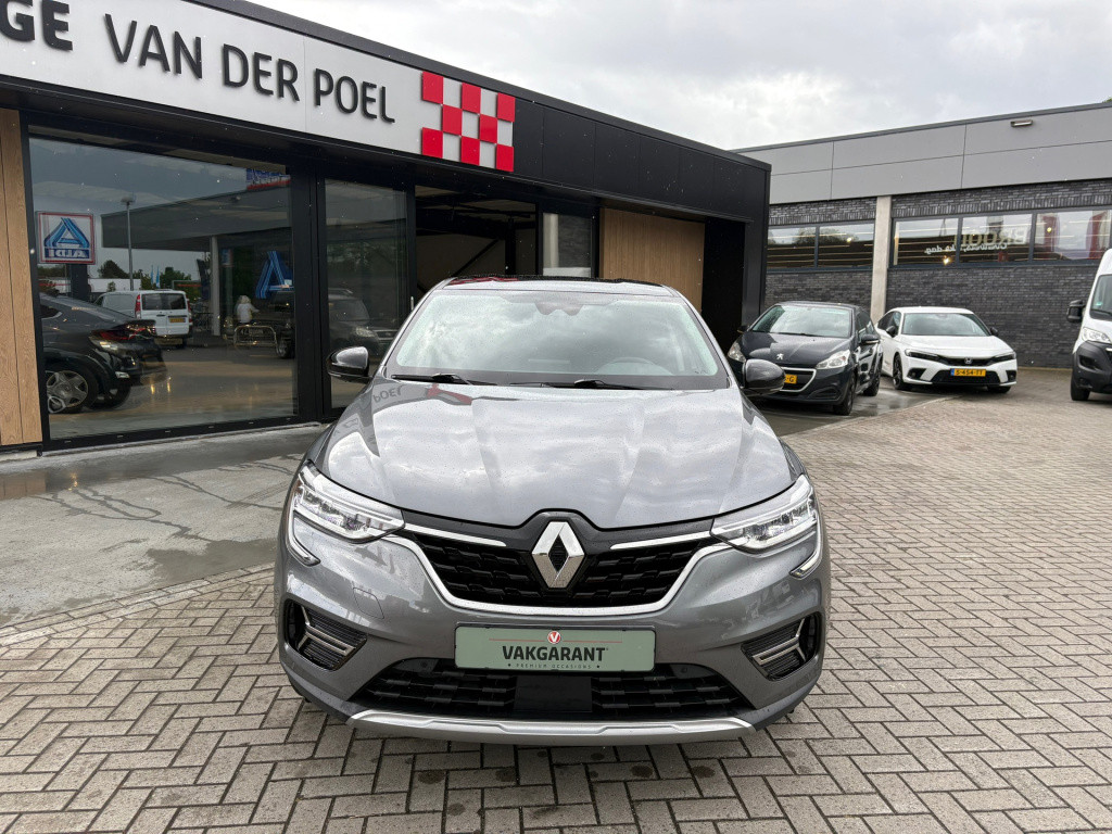 Renault Arkana 1.6 e-tech hybrid 145 intens