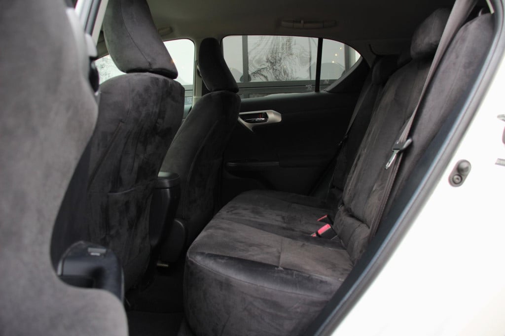 Lexus Ct 200h hybrid - pdc rondom + camera - stoel verw - xenon - parelwit 