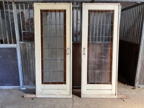 Mooie ensuite deuren met glas in lood