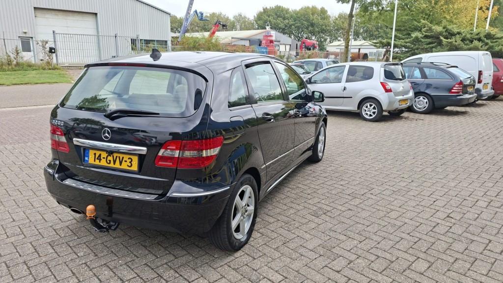 Mercedes klasse 200 Automaat 5drs bj:2008 airco-navigatie lm-velgen