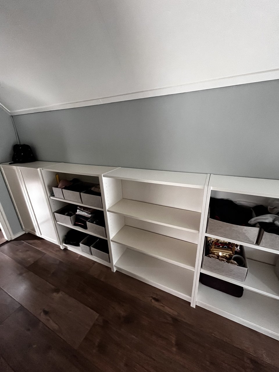 4 witte lage Billy kasten van IKEA. Samen voor 40 euro!