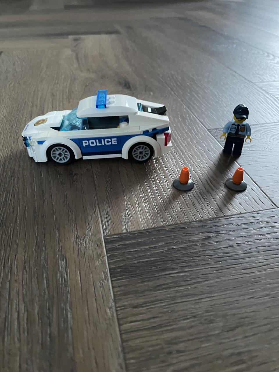 Lego City: Politiepatrouille auto 60239