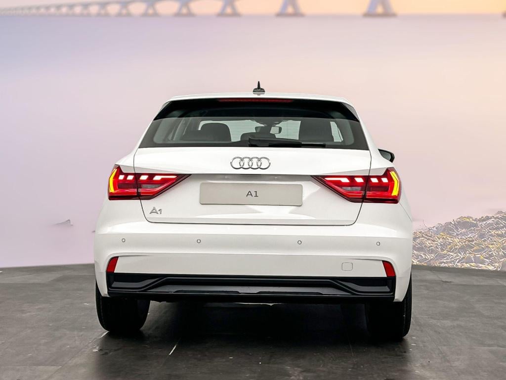 Audi A1 Sportback advanced edition 25 tfsi 70 kw / 95 pk sportback 5
