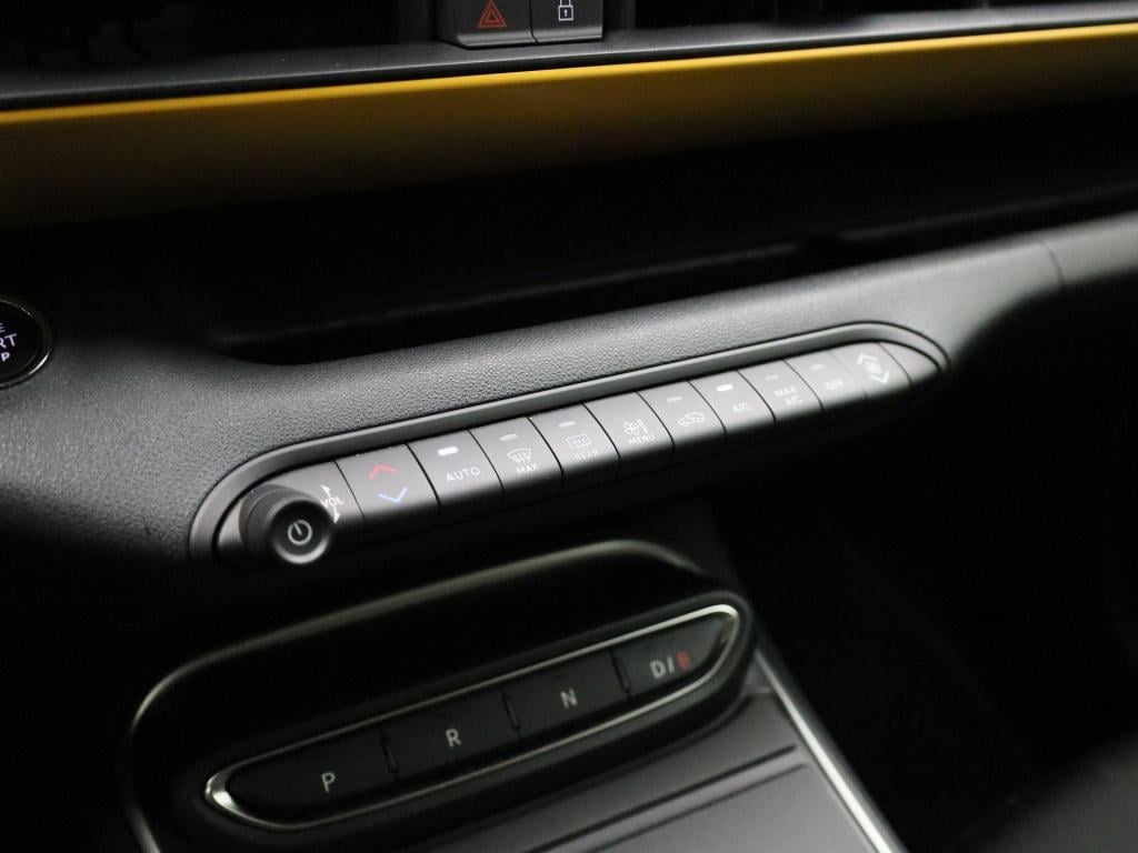 Jeep Avenger 1st edition 54 kwh | navigatie | elektrische kofferbak | stoel