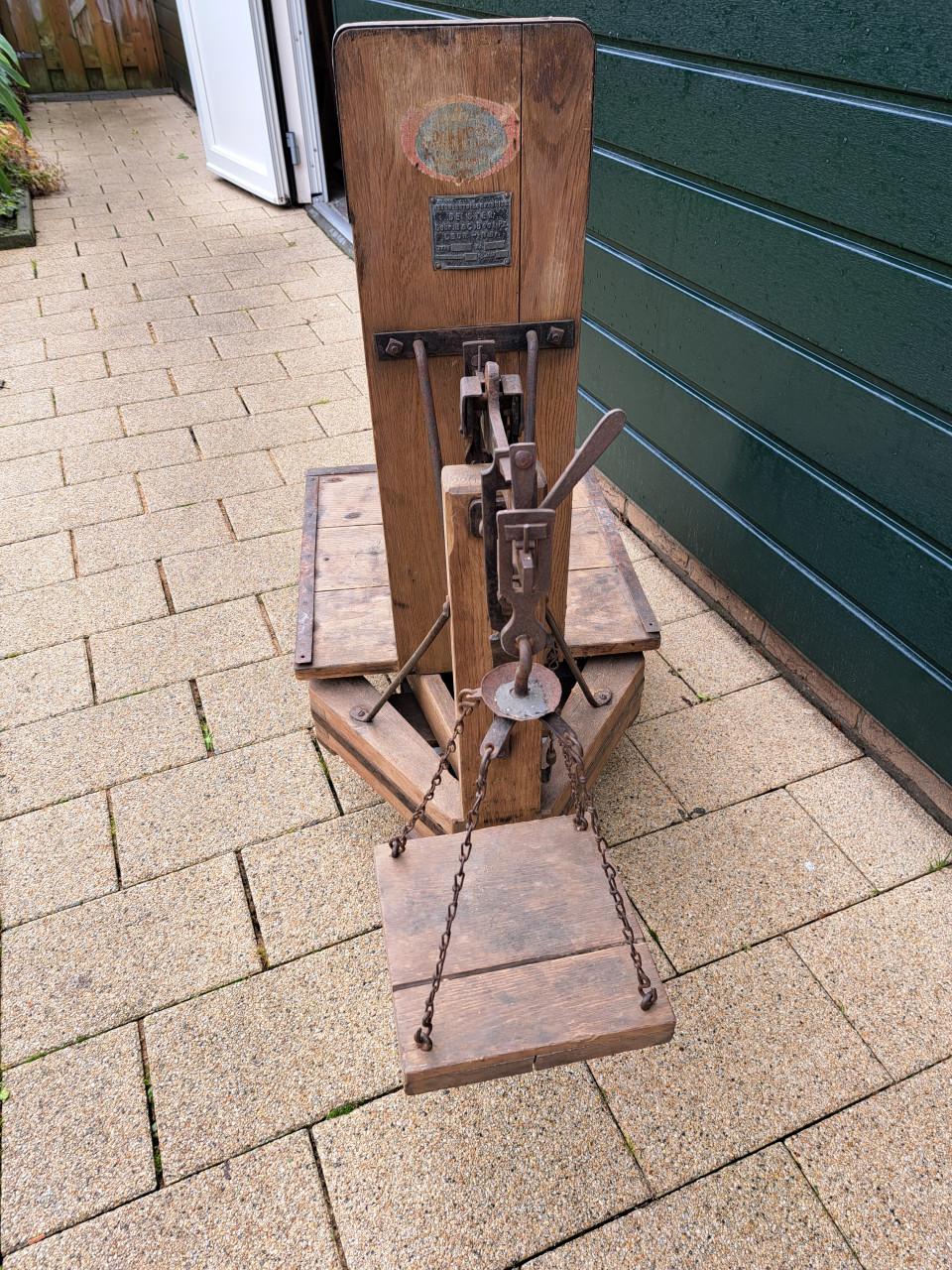 EIKEN HOUTEN BASCULE