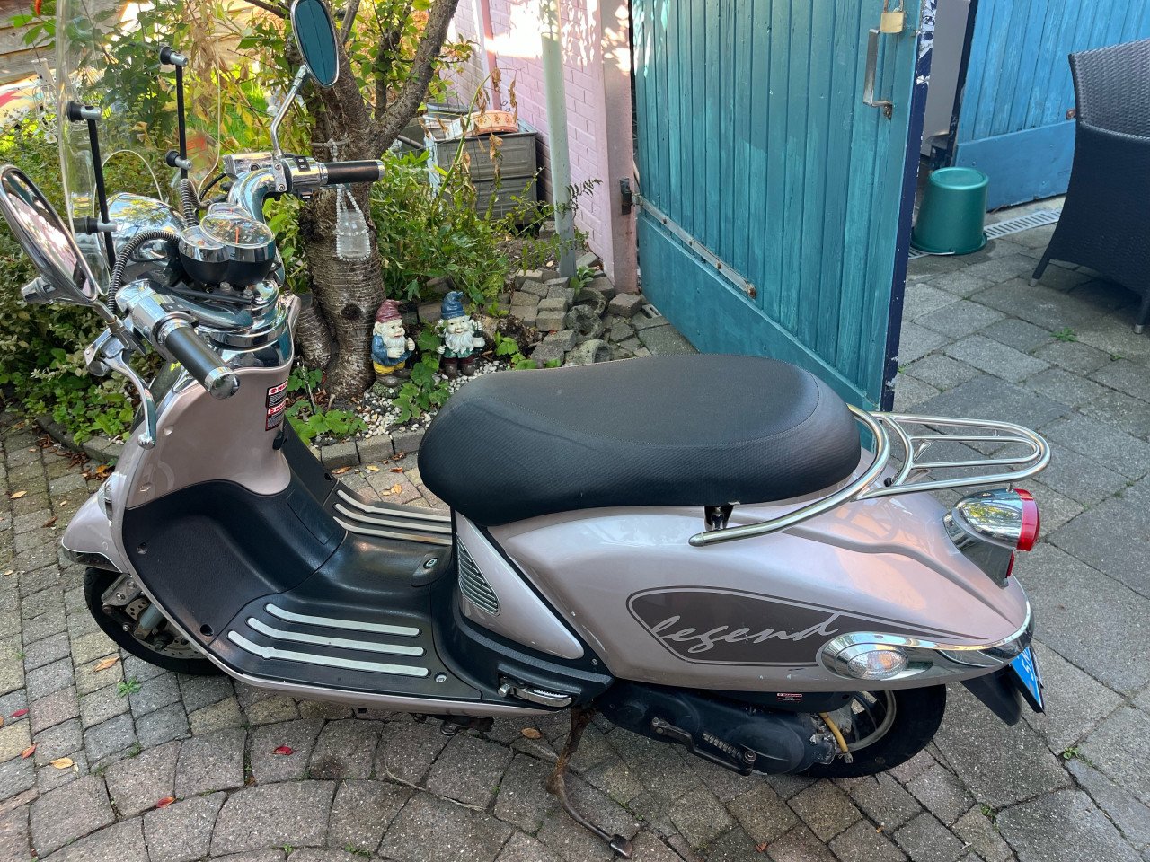 Scooter retro model