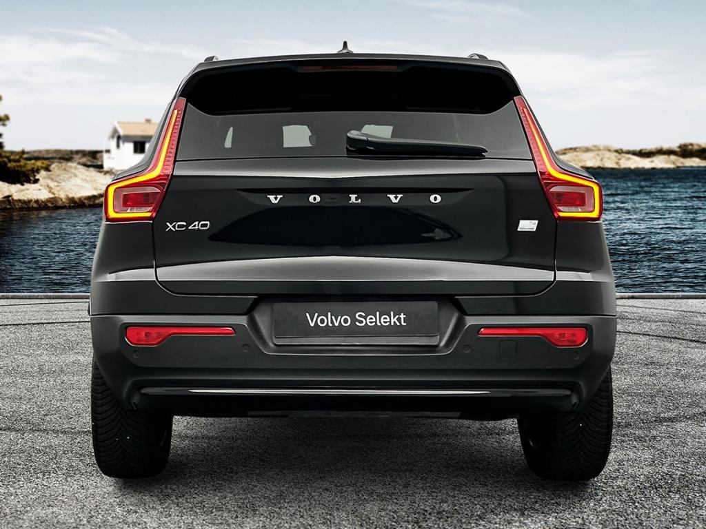 Volvo XC40 t4 211pk recharge plus dark| adap.cruise| trekhaak| camera| elek