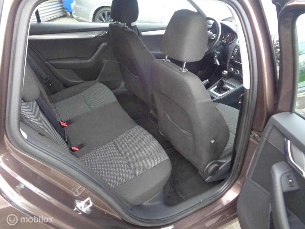 Skoda Octavia combi 1.2 tsi greentech ambition businessline/airco/ecc/pdc/c