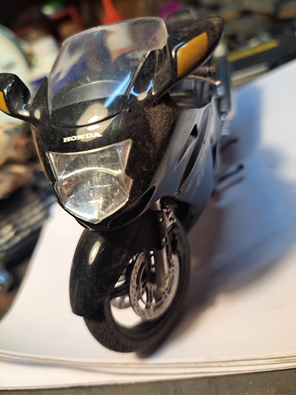 Modelbouw Honda CBR 1000 + Blackbird