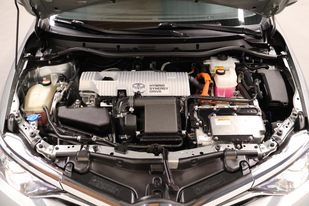 Toyota Auris touring sports 1.8 hybrid dynamic