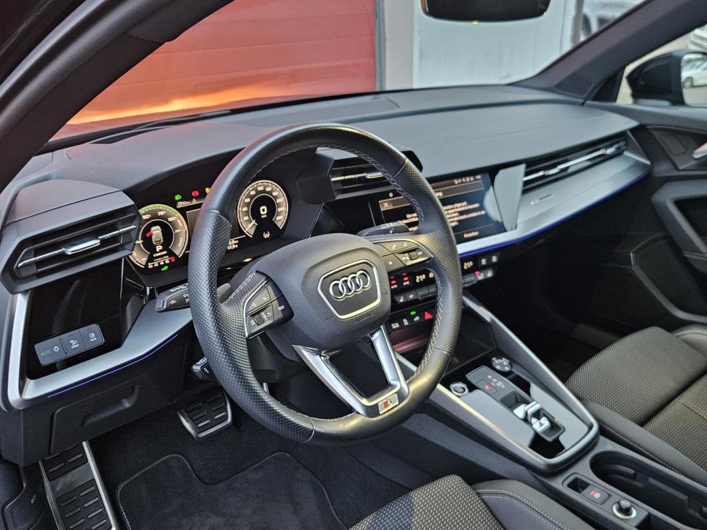 Audi A3 sportback 45 tfsi e s edition competition | matrix | acc | rijklaar