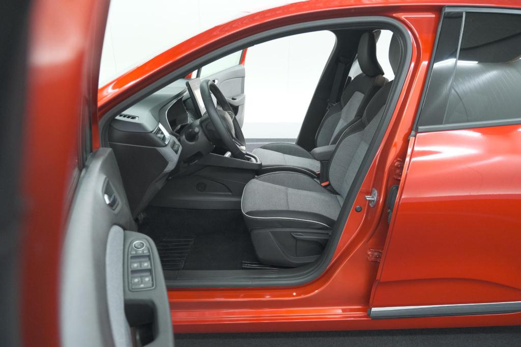 Renault Clio 1.0 tce 90 gpf techno | 360 camera | adaptieve cruise control 