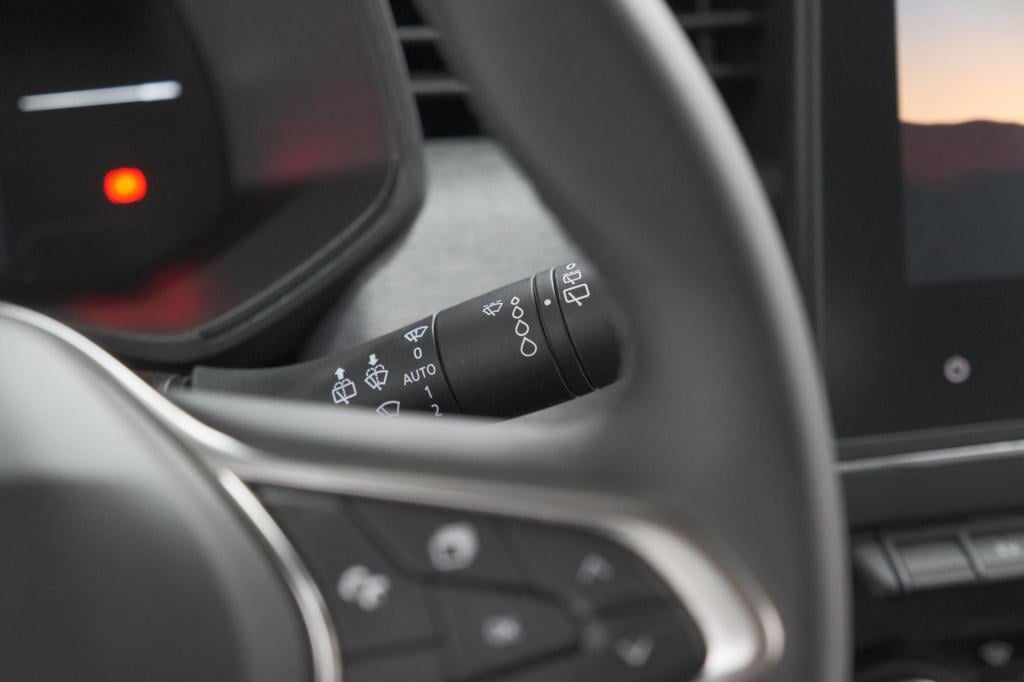 Renault Clio 1.6 e-tech full hybrid 145 evolution | apple carplay | parkeer