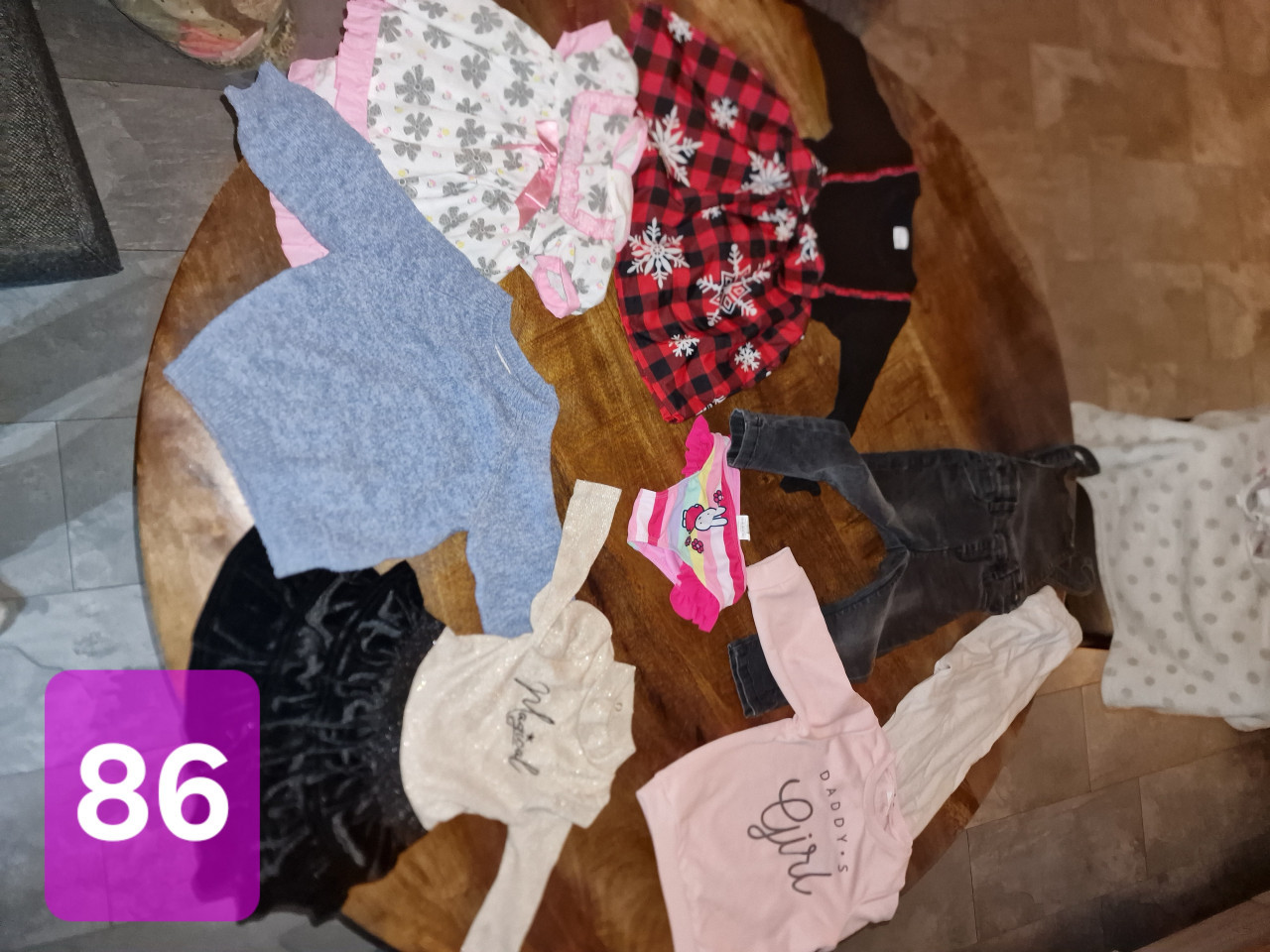 Meisjes kleding maat 86